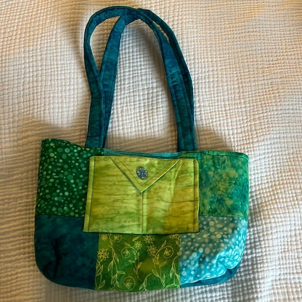 Quilted‎ Tote